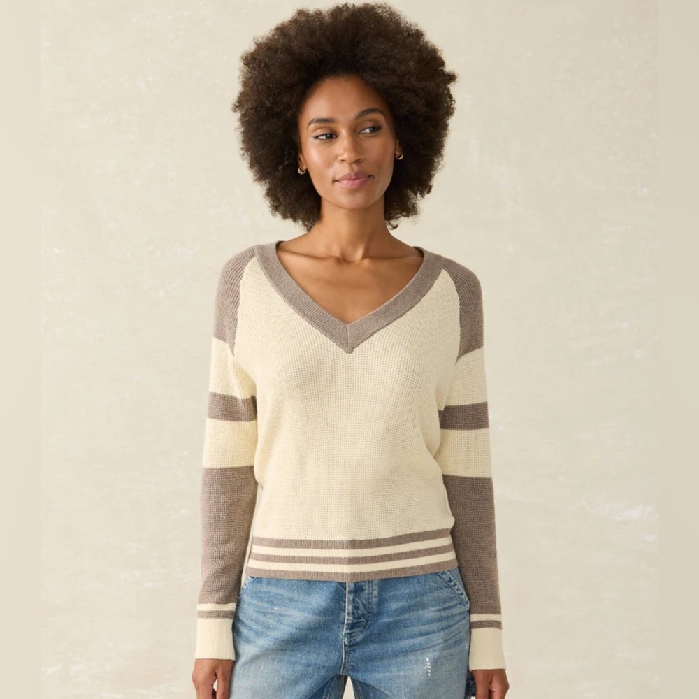 NWT Faherty Throwback Waffle V-Neck